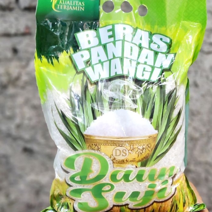 

CQSQ345 COD NEWPRODUCT Beras pandan wangi Daun Suji 5 L Beras daun suji 5 L