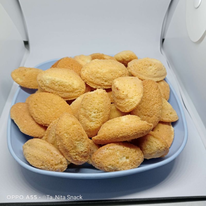 

Bolu Ketapang Mini Kering