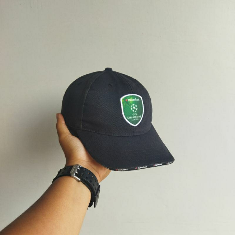 topi heineken