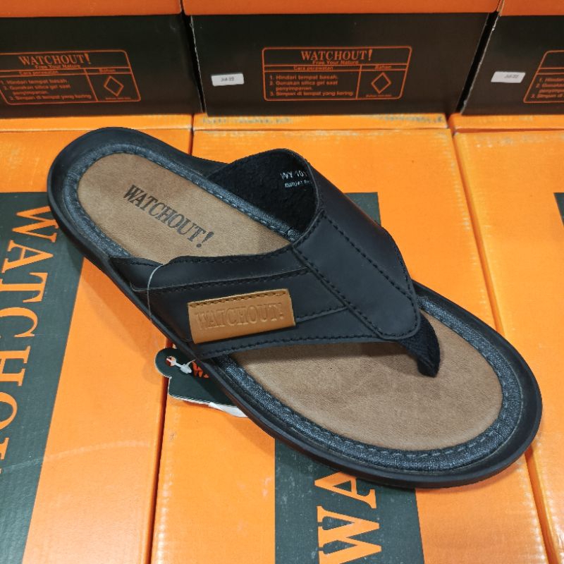 SANDAL WATCHOUT FLAT PRIA BLACK MOCCA MOTIF TALI JEPIT  BAHAN PREMIUM STOCK TERBATAS ORIGINAL BERKUA