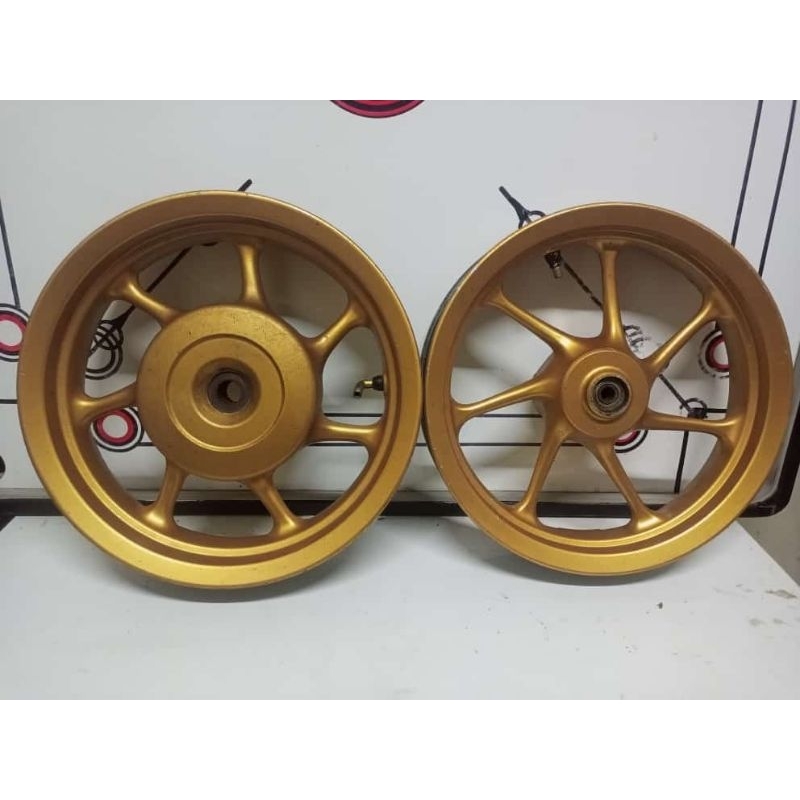 pelk/velg Scoopy donat r12