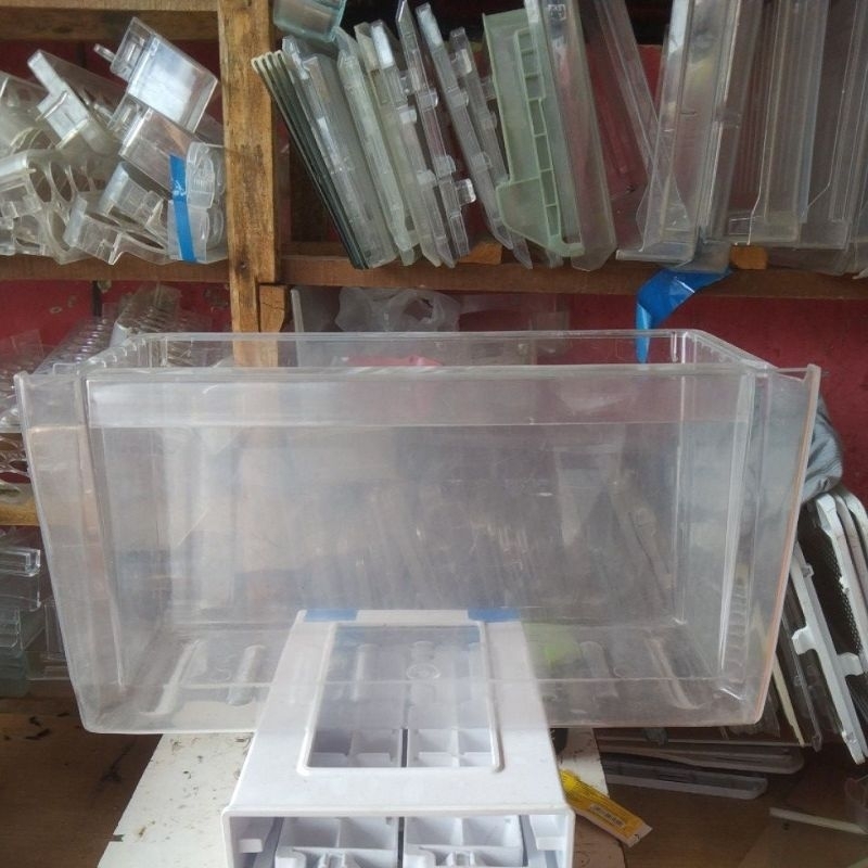 Box sayur kulkas LG 2 pintu original express cool, compresor UK  P 42 L 22 T 22cm