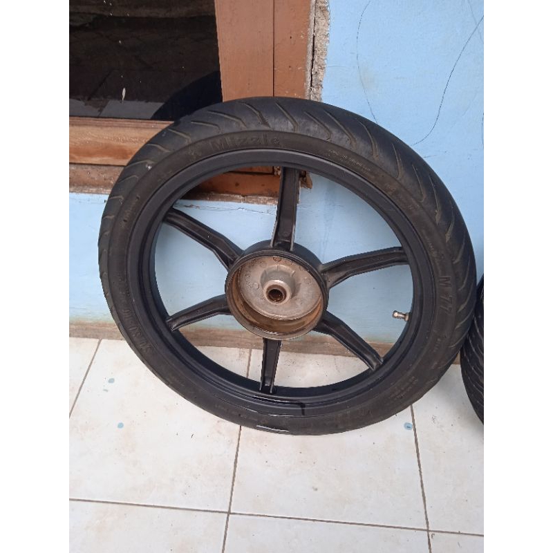 velg nouvo ring 16 rossy gravity. ban 70/90 & 80/80. pnp ke matic yamaha 115cc