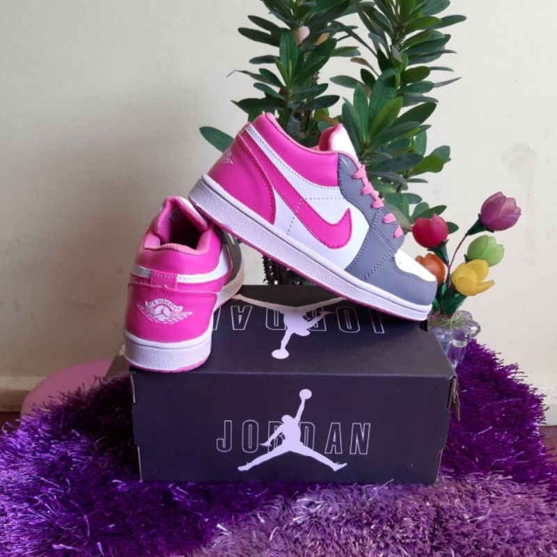 Sepatu Nik Jordan 1 Low Anak Perempuan Pink Abu Tali Casual Import Bisa Cod