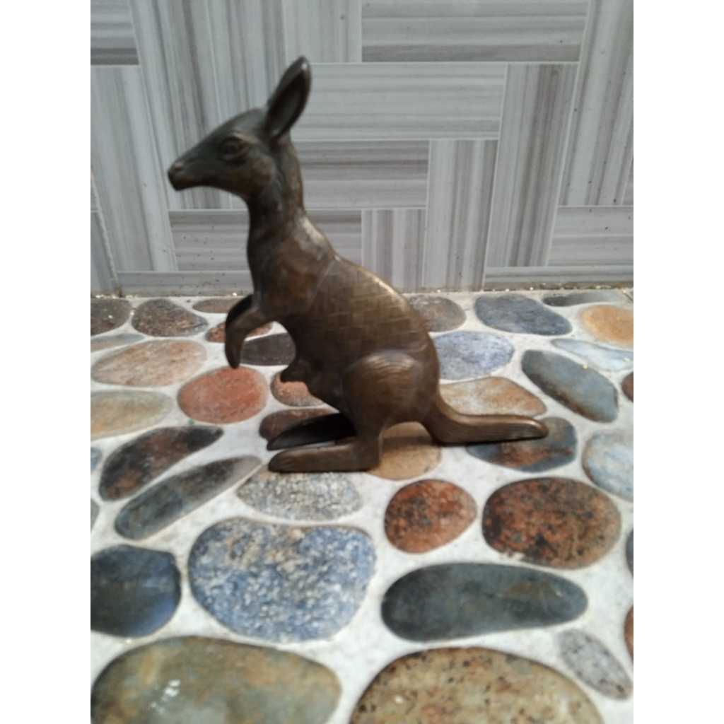 Kangguru Kuningan Kuno Jadul Antik