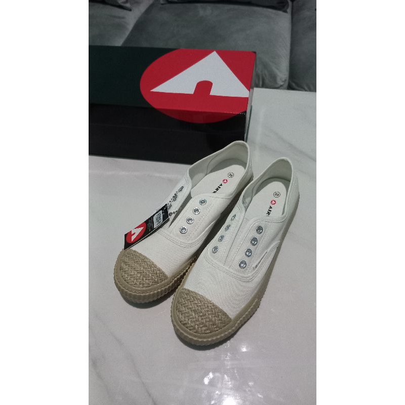 Preloved Sepatu Airwalk