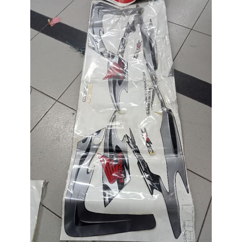 Striping Tiger Revo Albino 2012 Originale