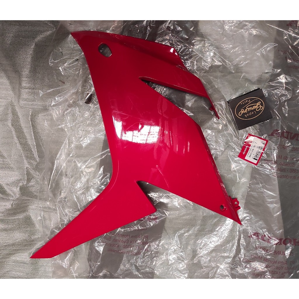 Sayap Fairing (Cowl A L Middle) New CBR 150R K45G & New CBR 150R K45N Original