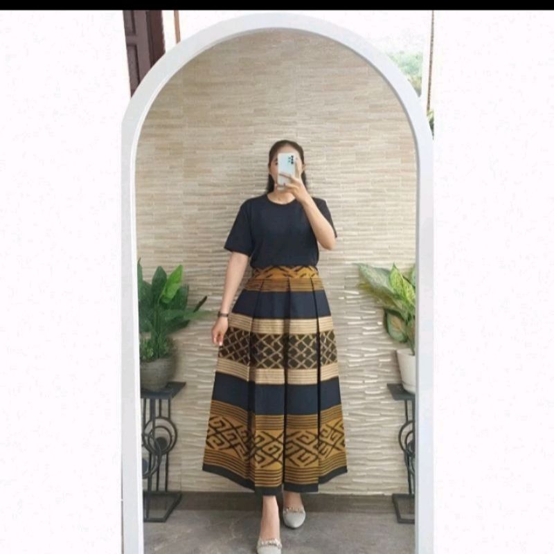 ROK WANITA TENUN LIPAT TETBARU,ROK LIPAT PANJANG