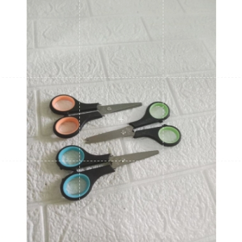 

Gunting Warna / Gunting Kertas / Gunting Warna - Warna