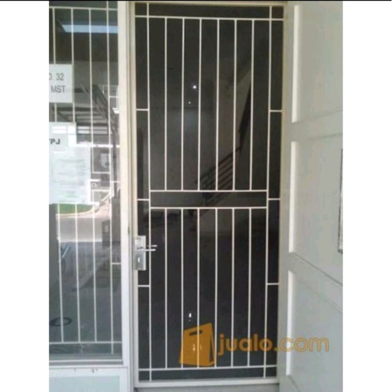 PINTU BESI KAWAT NYAMUK