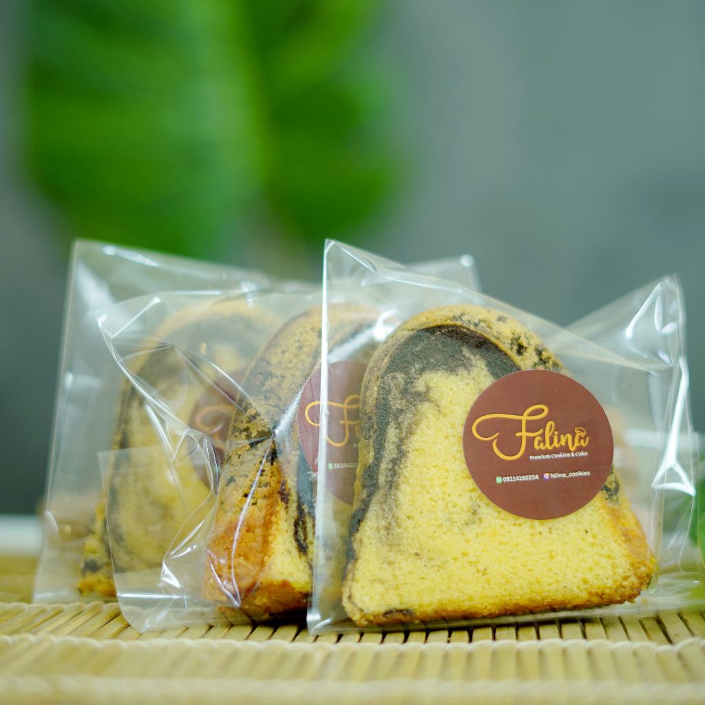 

Marble Cake Slice premium butter