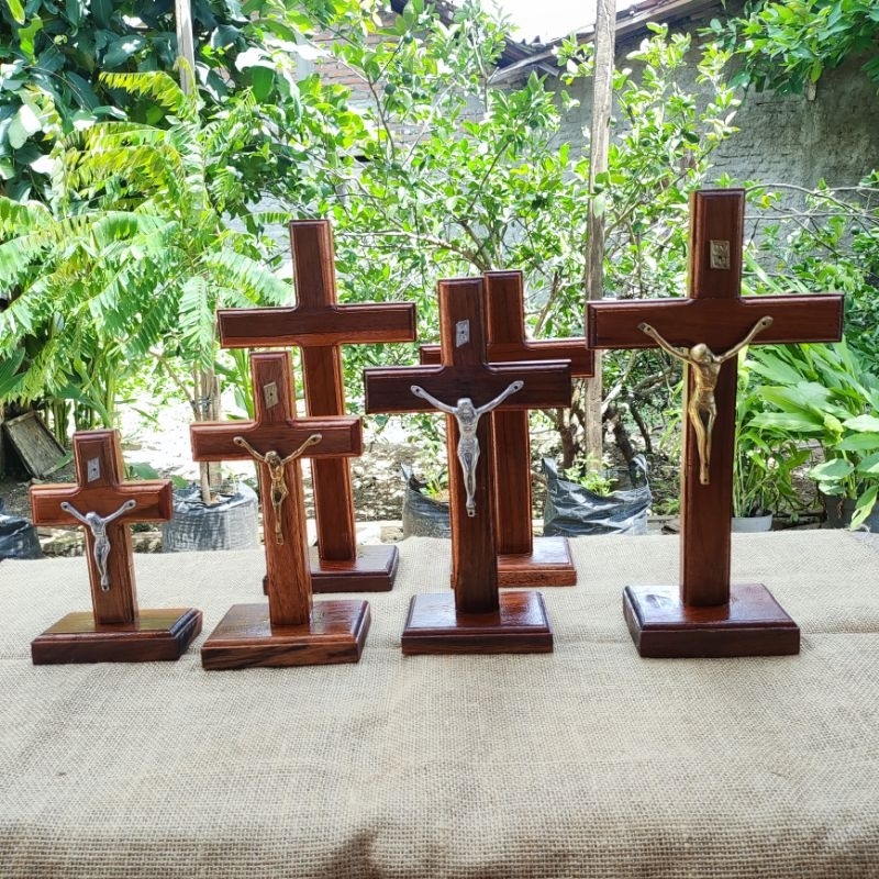 Salib Yesus kayu Salib duduk kayu katolik kristen patung dan polos