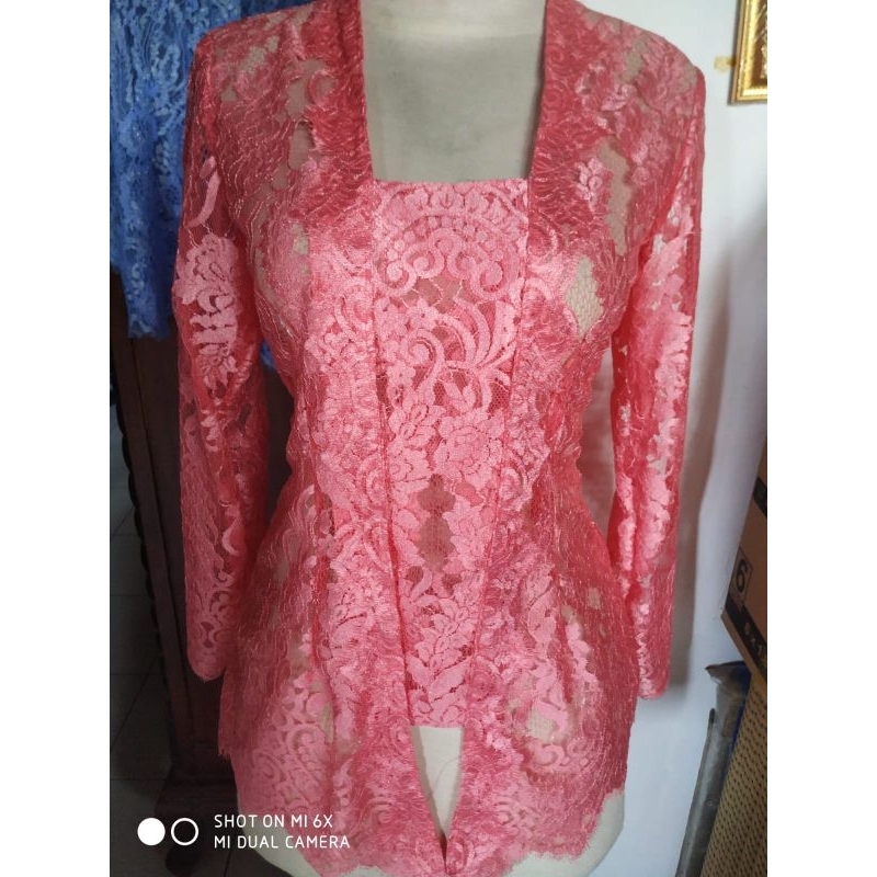 Baju Kebaya Brokat Metalik (Kualitas Jahitan Premium)
