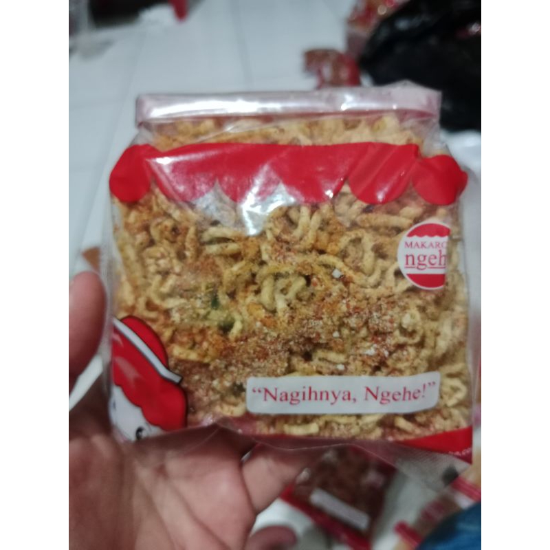 

MIE KRIUK PEDAS JAGUNG BAKAR