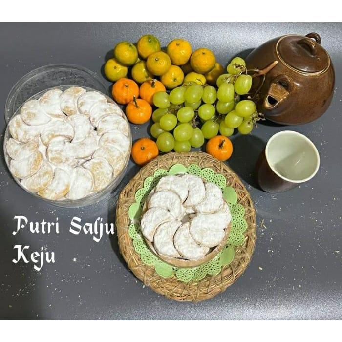 

PUTRI SALJU KEJU