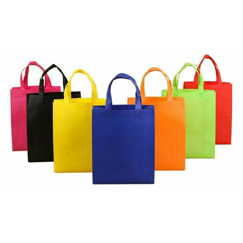 

Goodie Bag Tas Kain Spunbond 30x40x8cm POLOS / Tas Belanja Tas Souvenir Sembako Syukuran