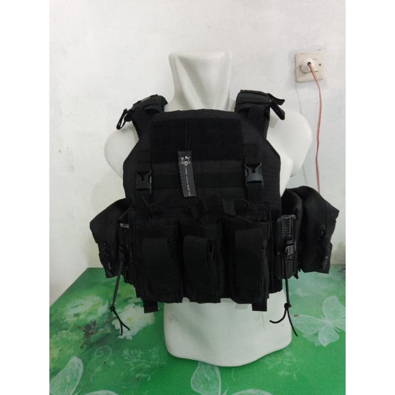 body vest tactical / body vest black cobra tactical / rompi militer tni polri tactical terbaru