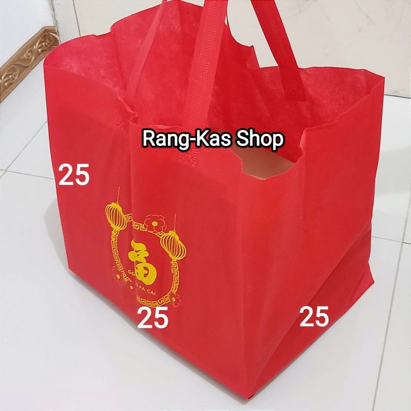 

Tas Imlek CNY kain spunbond 25x25cm Eceran