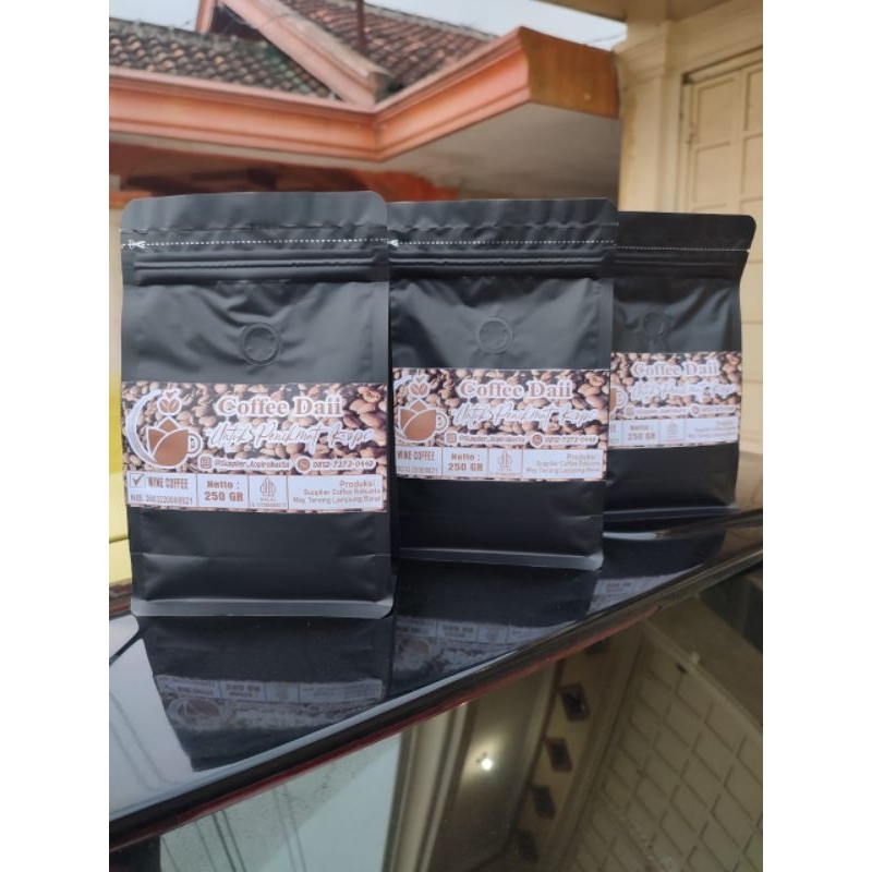 

Coffee wine robusta temanggung 250 g