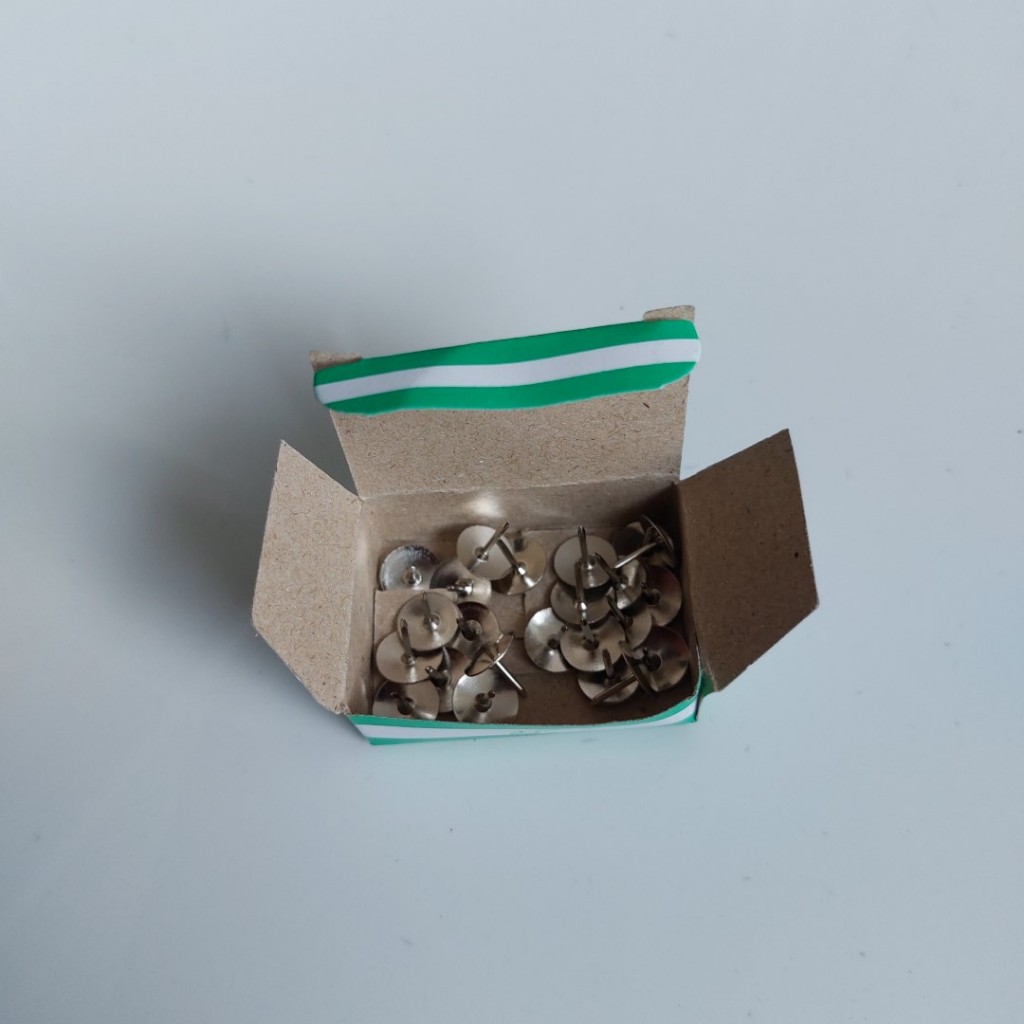 

Pines Murah Paku Payung Thumb Tacks - 1 Pack Merk Random