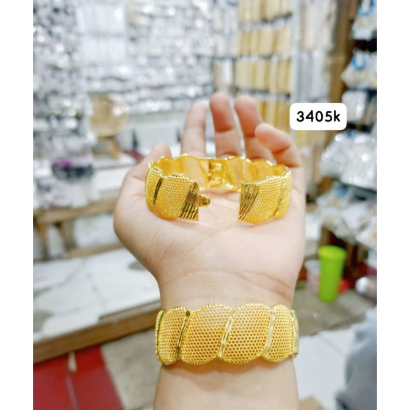 Gelang Motif Lebar MT YXY Kuning emas