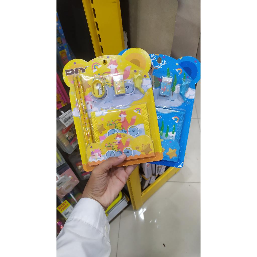 

Stationery Set Alat Tulis Set by Mr DIY