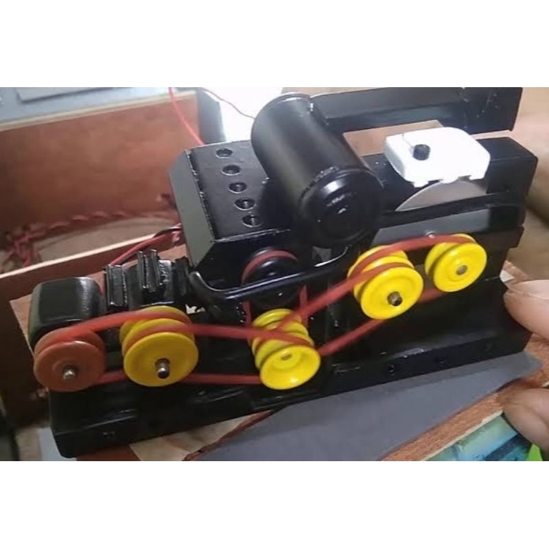 Replika engine mesin miniatur bus skala 1:20