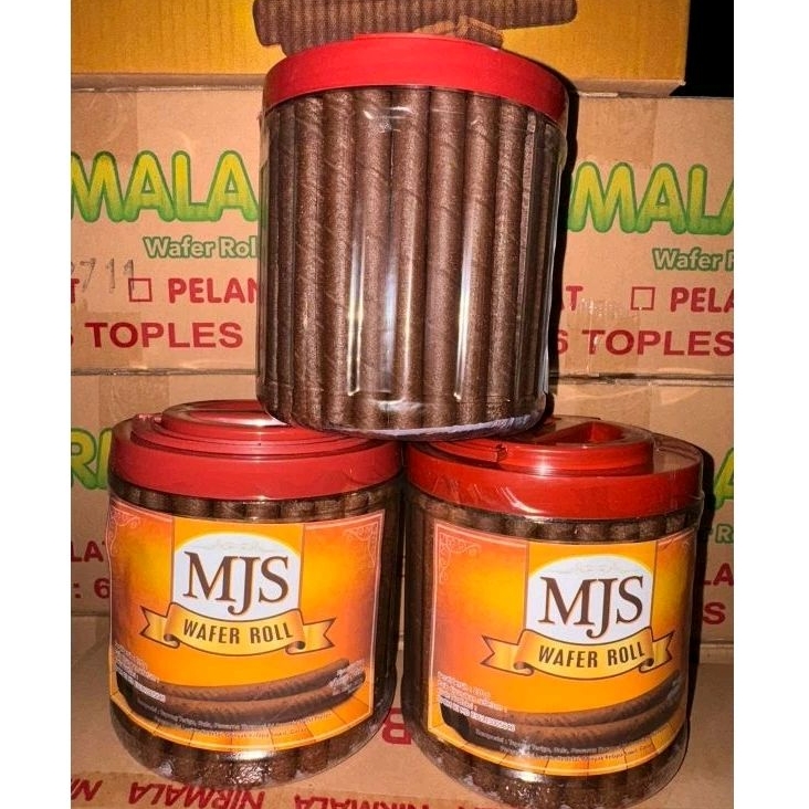 ASTOR WAFER ROLL MJS 210Gram CHOCOLATE PER KARTON