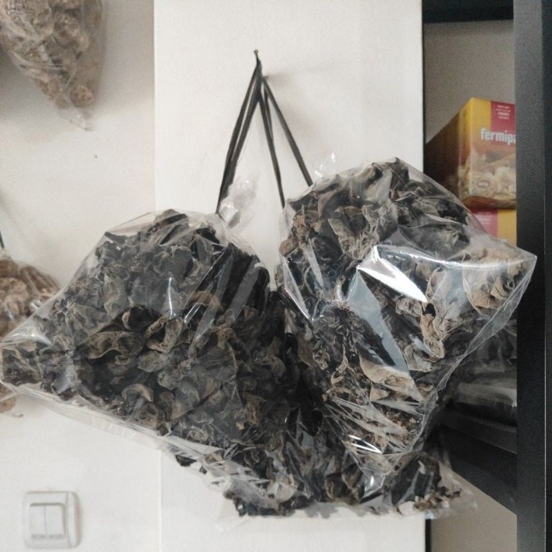 

Bokji 250gr Jamur Kuping Kering Kualitas Super