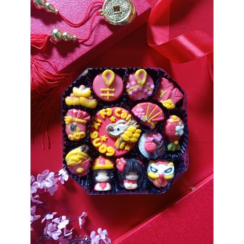 

TSC2403 Bestseller Coklat imlek karakter CNY 2024 tahun naga kayu