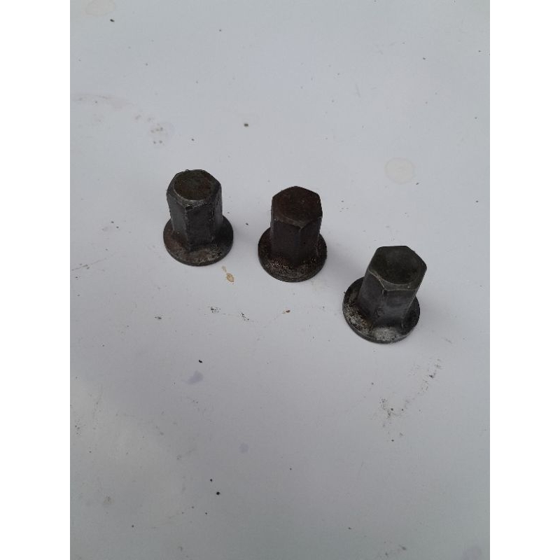 Baut mur kop Head Cylinder block atas yamaha FIZ R Force baut 12 original