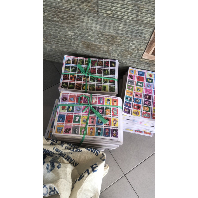 Kwartet Lembaran Isi 32 Gambar