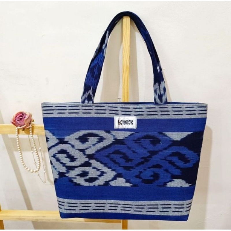 Tas Totebag Besar Tenun Lombok