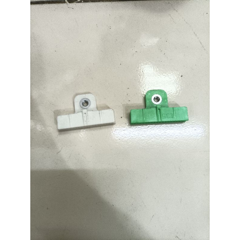 Klip Jepitan Rel Kaca Mobil Universal