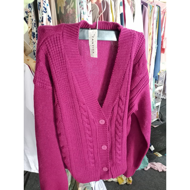 preloved CROP RAJUT CABLE AZRINA