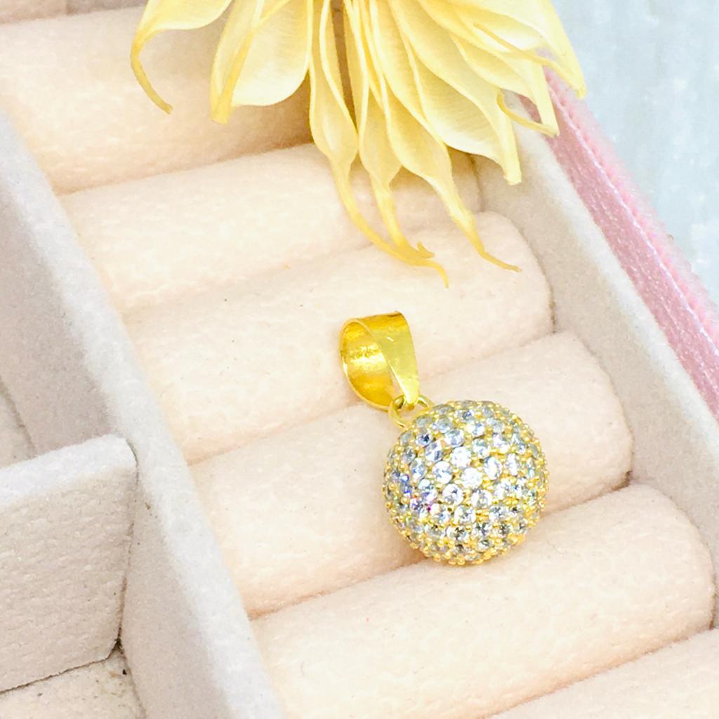 Liontin Emas Bola Di*or Small 375/8K