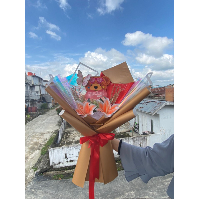Bouquet Silverqueen Beruang