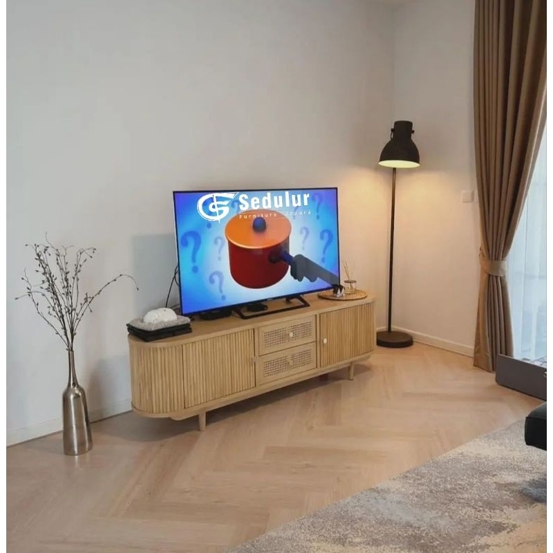 Bufet/Kabinet Tv kayu Jati Solid Rotan Salur
