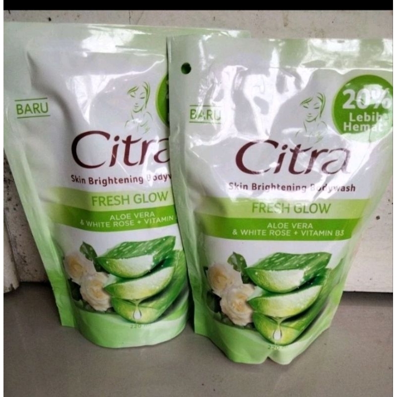 body wash citra skin whitening 220 ml