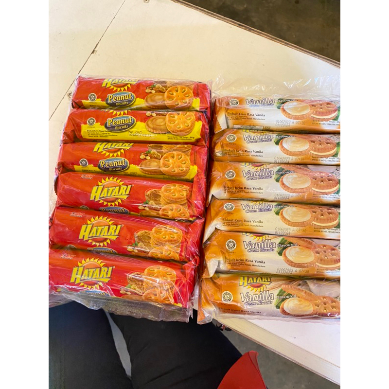 

Hatari Roll Peanut dan Vanila Cream isi 6pcs/pak