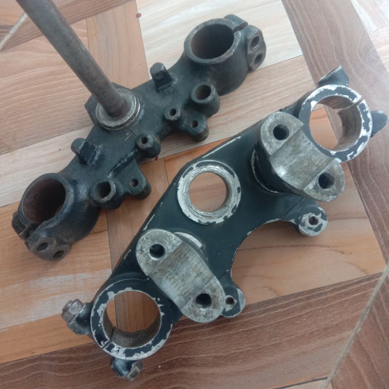 segitiga T atas bawah Jialing JH pnp Honda XL cb trail 100 125 triple clamp garuda