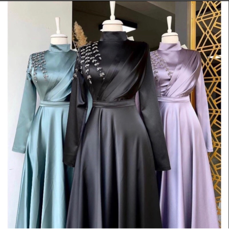 naila gaun muslimah- dres satin-gaun lamaran-gaun terbaru -gaun wisuda-gaun formal-gaun bridesmaid