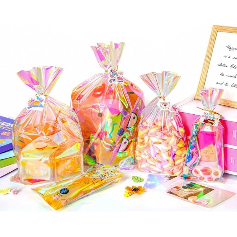 

10pcs PLASTIK GODDIE BAG ULTAH HOLOGRAM RAINBOW / PLASTIK HADIAH ULANG TAHUN