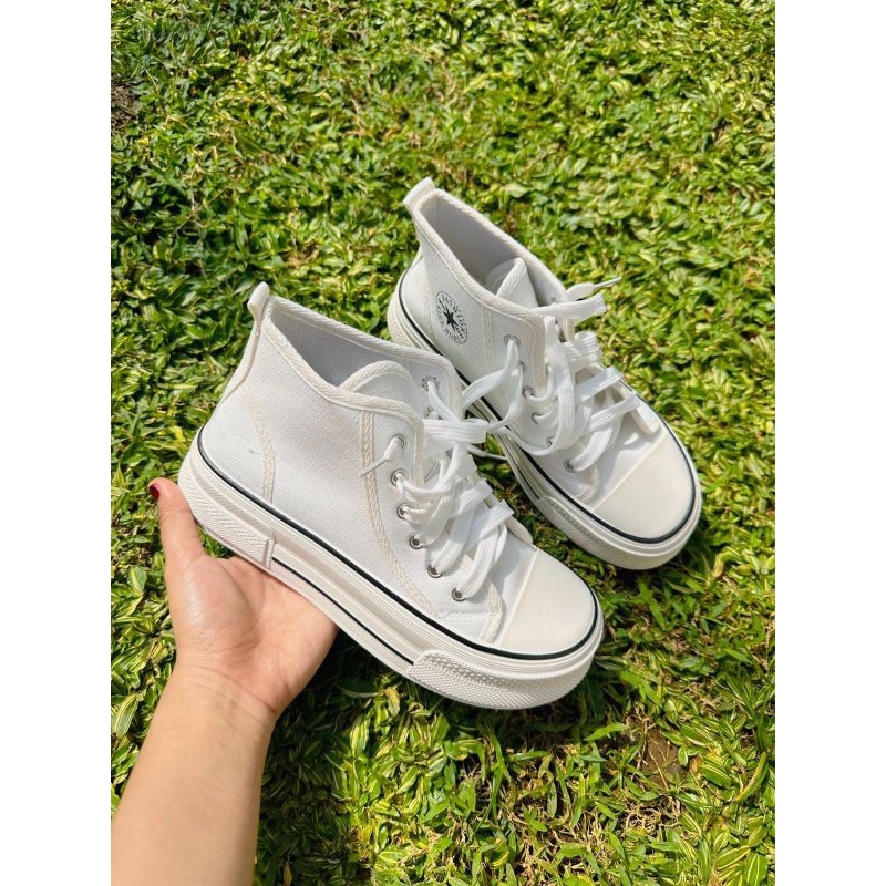 sepatu sneaker wanita import Korea