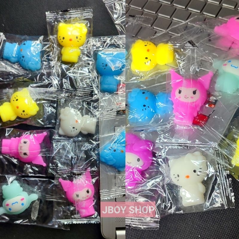 SQUISHY SANRIO HELLO KITTY MOCHI CUTE LICENSED MURAH / STRESS RELIEF TOY / SQUISHY