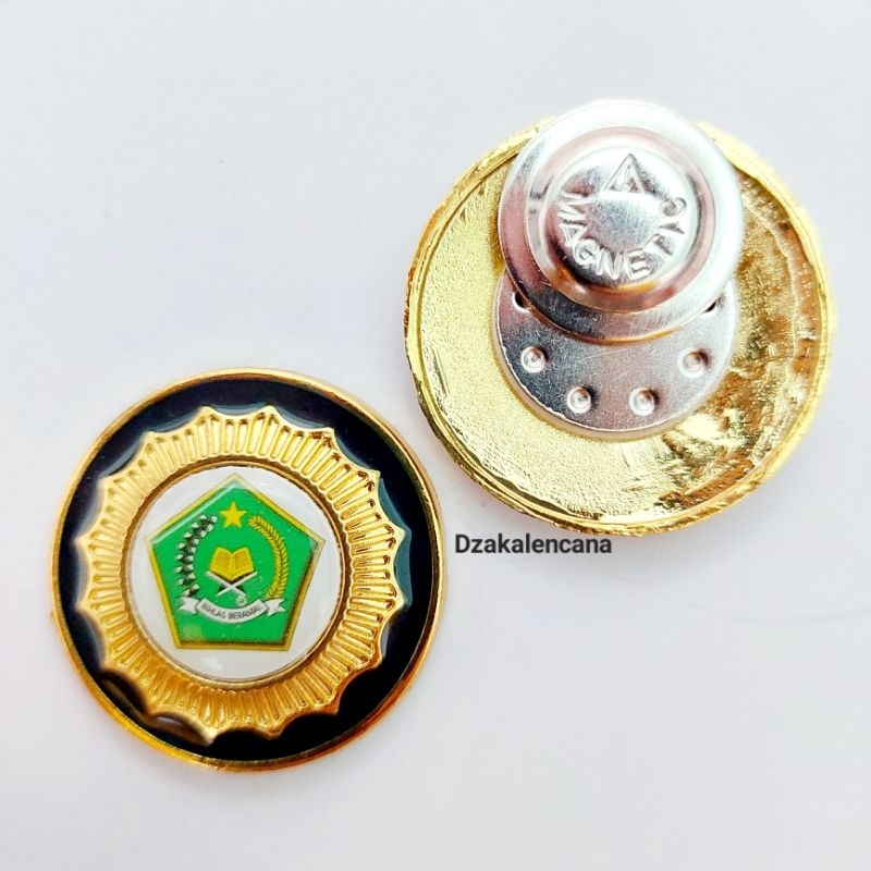 Pin KEMENAG Magnet