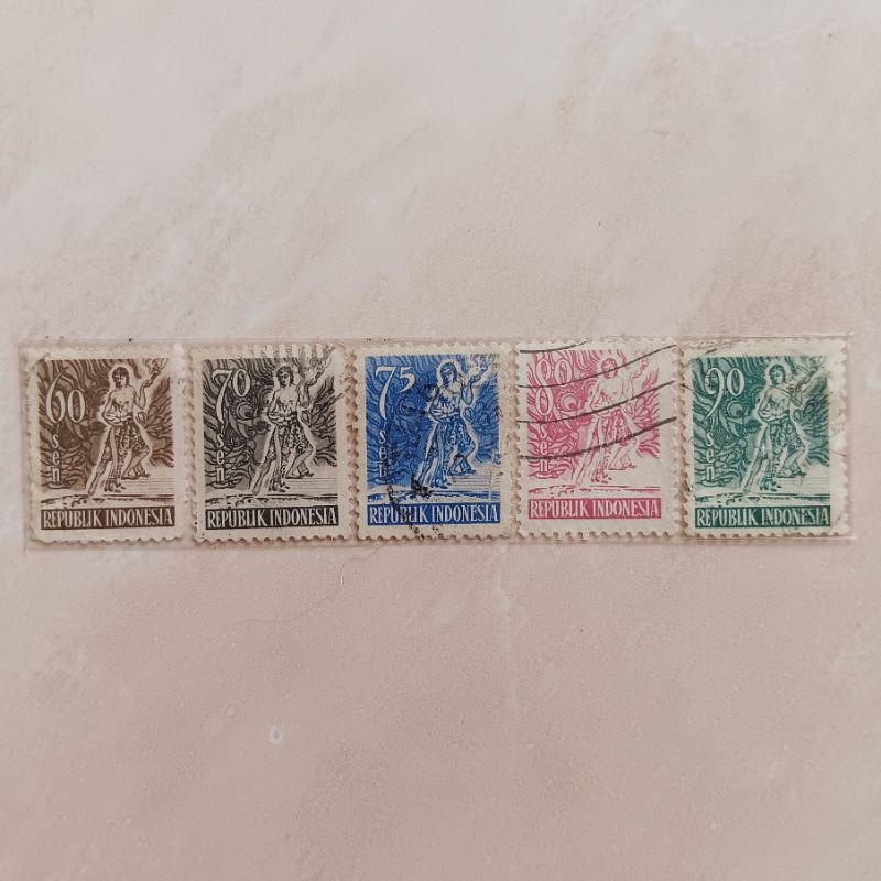 

(AC) Perangko Indonesia 1953 Ksatria Set Lengkap 5pcs Used