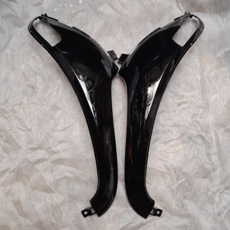 Cover legshield luar Sayap kiri kanan Honda Scoopy fi 2013-2016 Hitam berkualitas