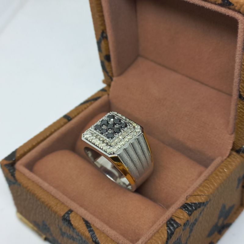cincin pria berlian hitam dan putih free memo